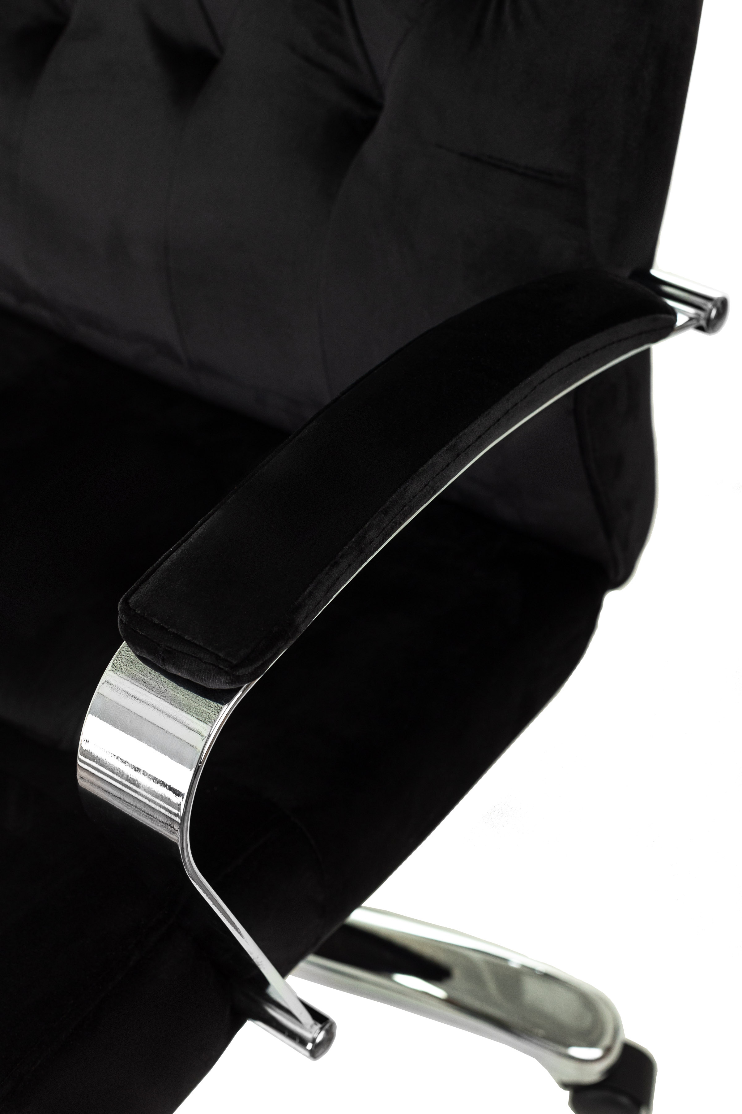 Кресло руководителя Бюрократ T-9928SL/FABR/BLACK