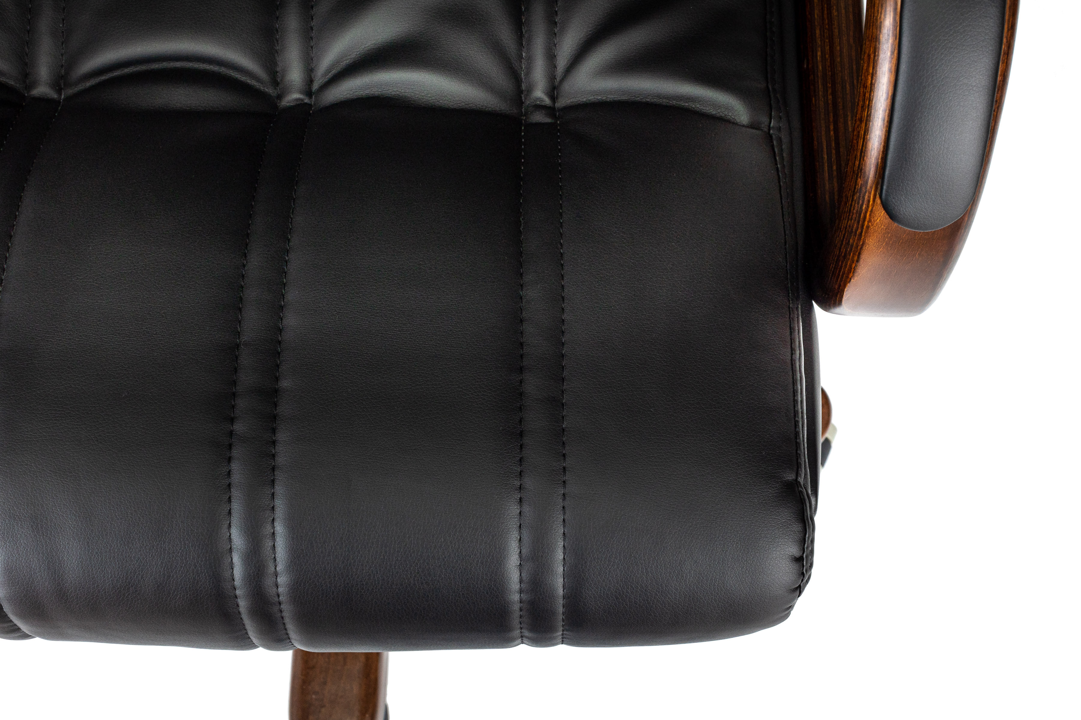 Кресло руководителя Бюрократ T-9932WALNUT/ECO-B