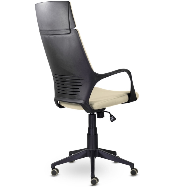 Кресло офисное IQ black plastic+песочный