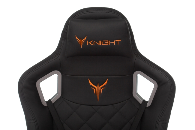 Кресло игровое Knight Titan